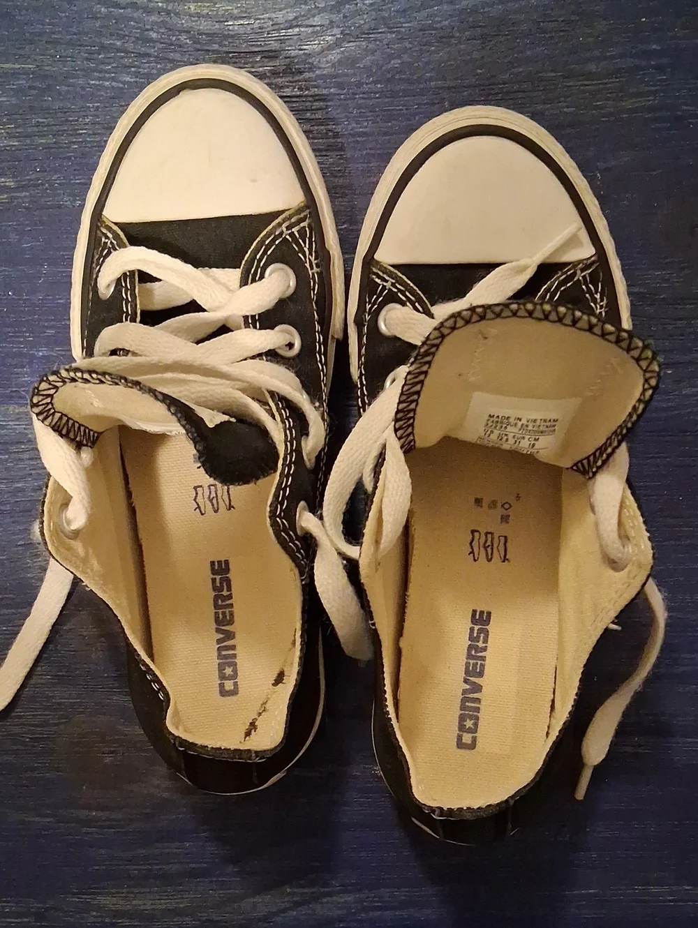 Converse Kids' Classic Low Top Canvas Sneakers - Black/White